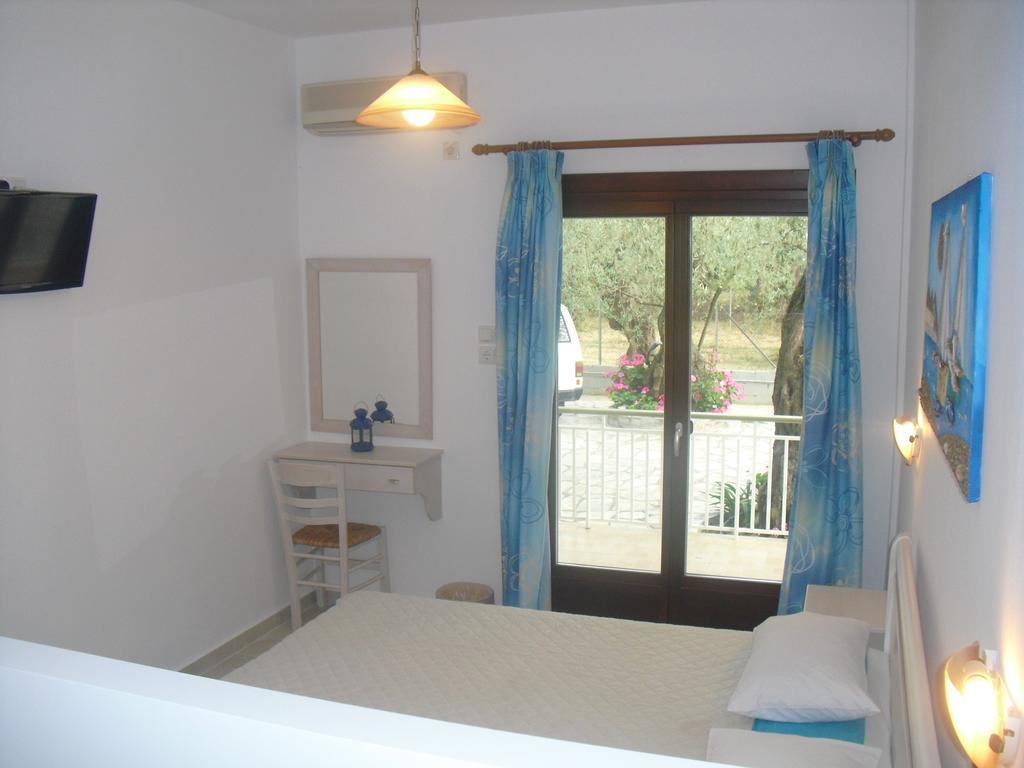 Guesthouse Irene Áfissos Luaran gambar