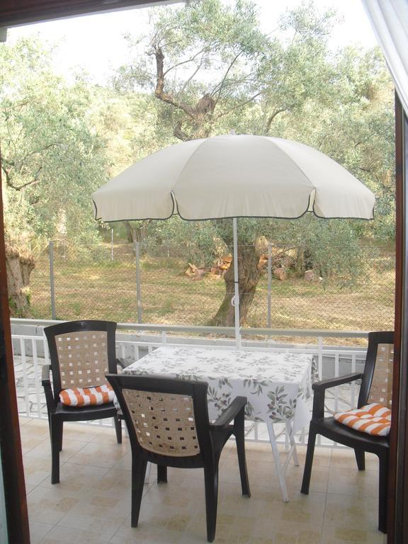 Guesthouse Irene Áfissos Bilik gambar