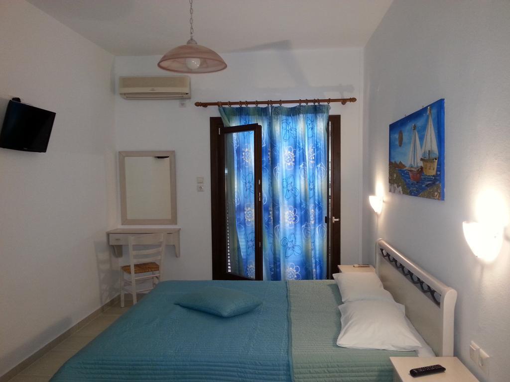 Guesthouse Irene Áfissos Luaran gambar