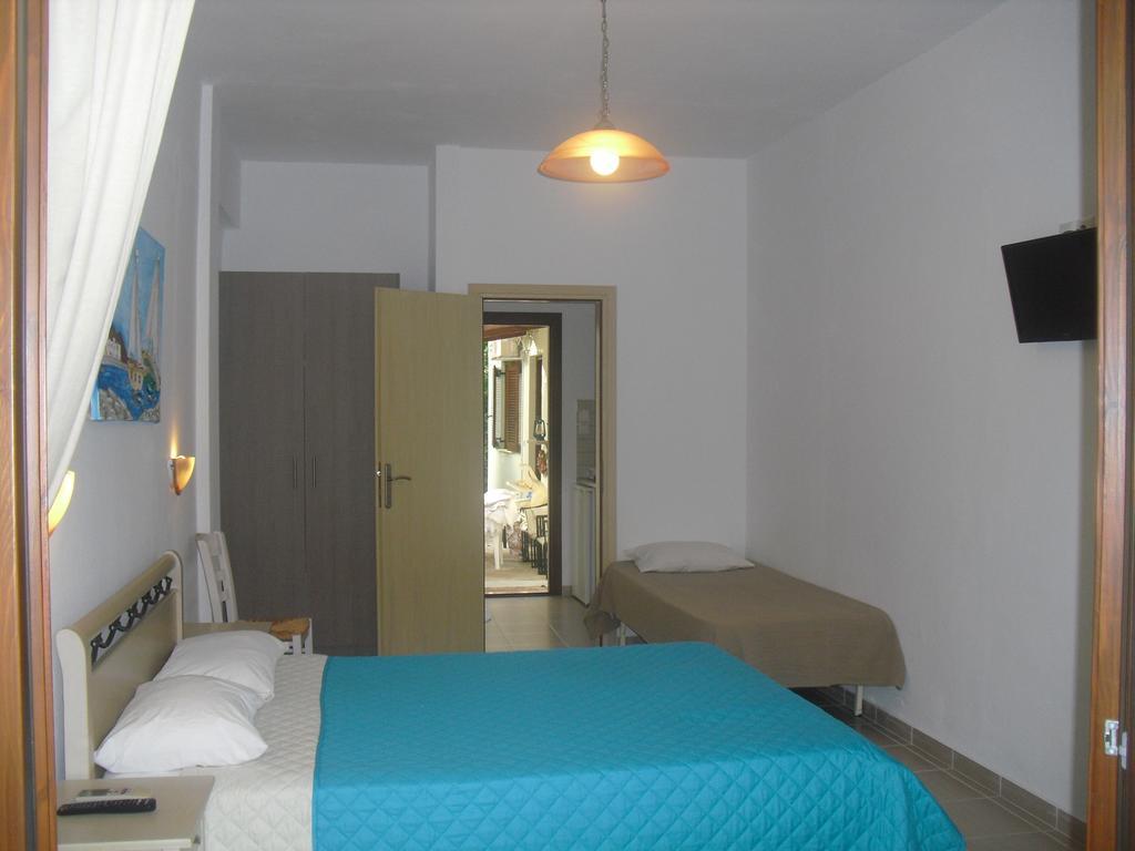 Guesthouse Irene Áfissos Bilik gambar