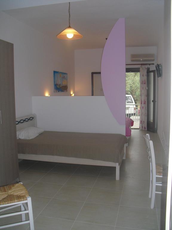 Guesthouse Irene Áfissos Luaran gambar